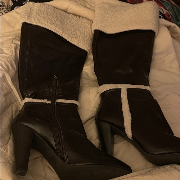 Nine West Brown Heeled Boots with Cream Lining - Picture 1 of 1